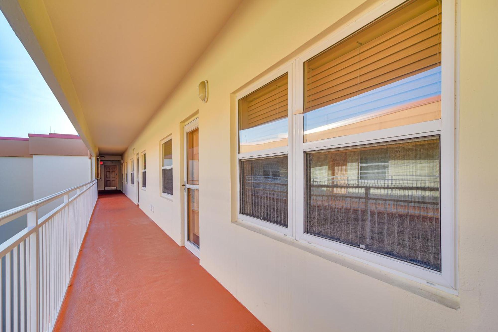 Waterfront Condo With Patio And Pool On Madeira Beach! St. Pete Beach Dış mekan fotoğraf